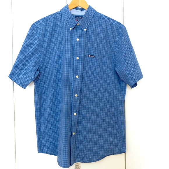 CHAPS - Men's Buttoned Down Short Sleeve Shirt - Picture 1 of 7